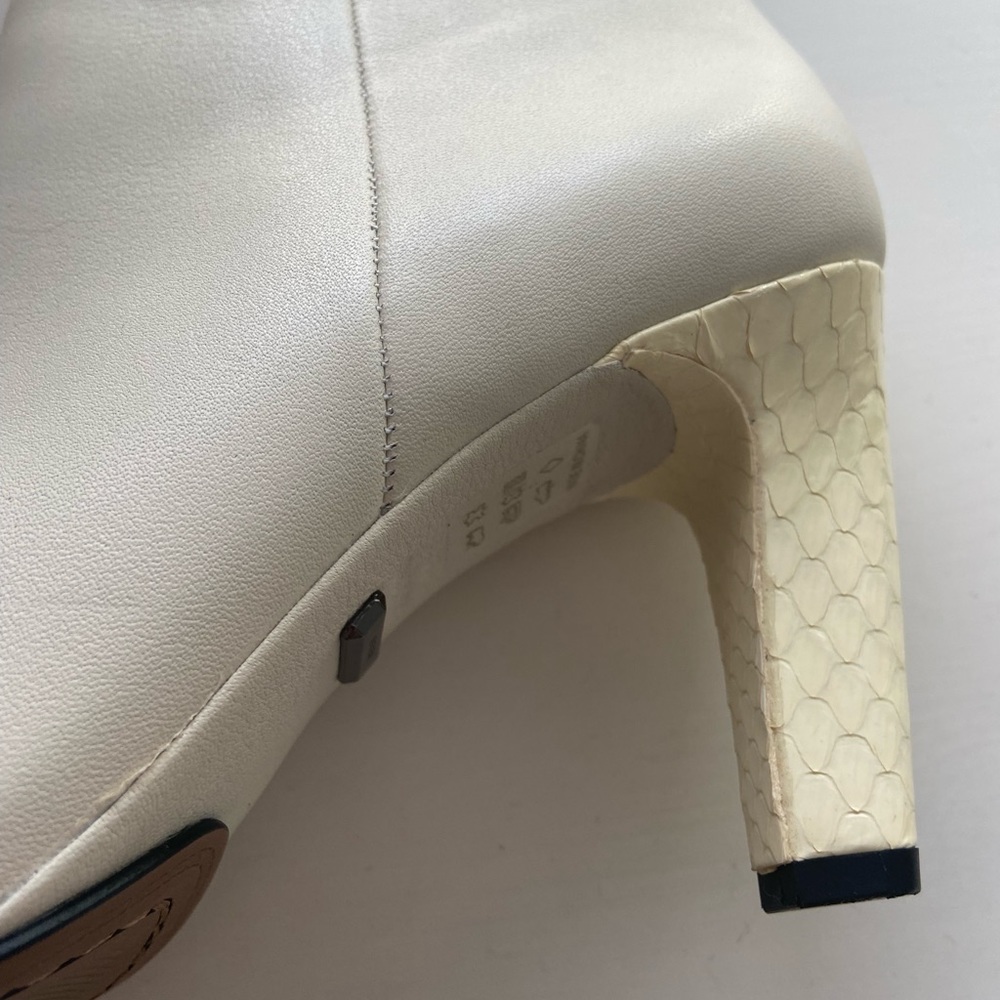 Reiss White ankle boots (size US 8, UK 6) and wallet. Mint condition.